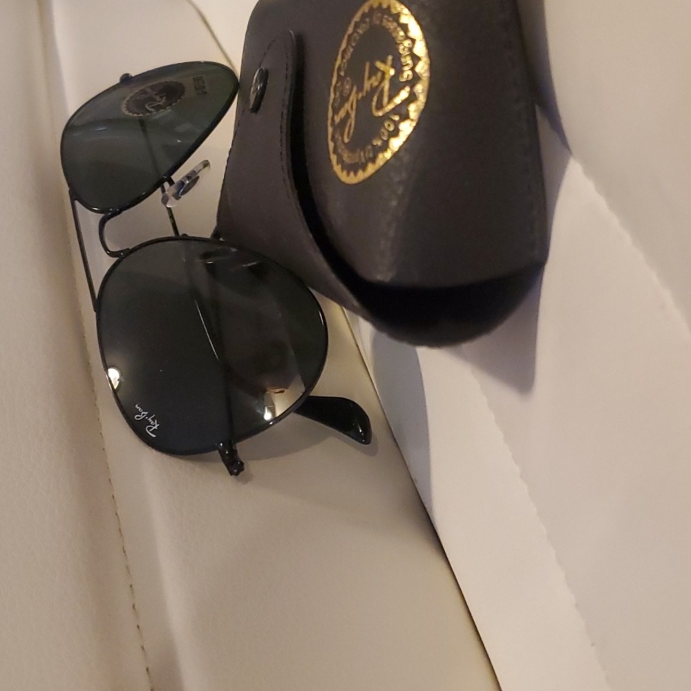 Ray Ban sunglasses - Picture 3 of 3
